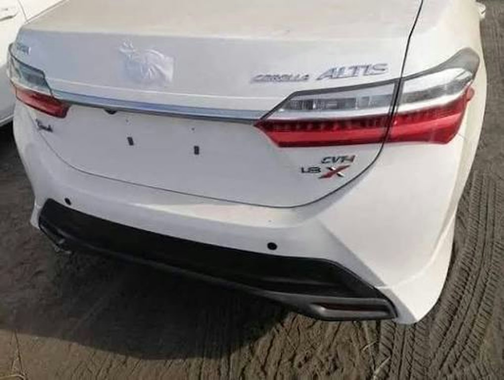 2021 Toyota Corolla — photo 1